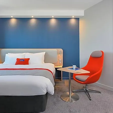 Express By Ihg 3*