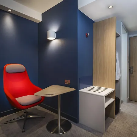 Express By Ihg Отель 3*